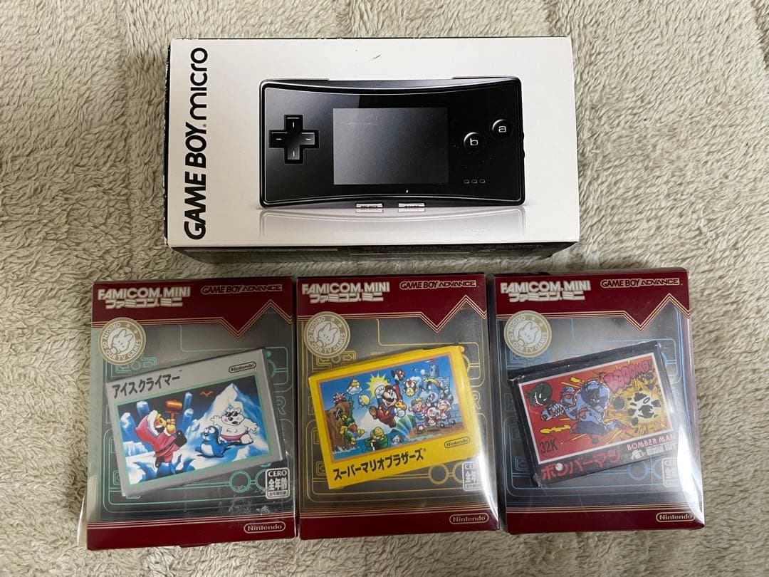 【4点セット】ゲームボーイミクロ　本体　ファミコンミニシリーズソフト3本　GBA