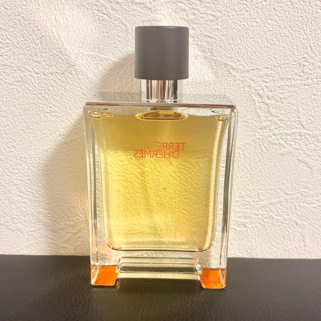 【新品同様】エルメス 香水TERRE D'HERMÈS オードトワレ 100ml