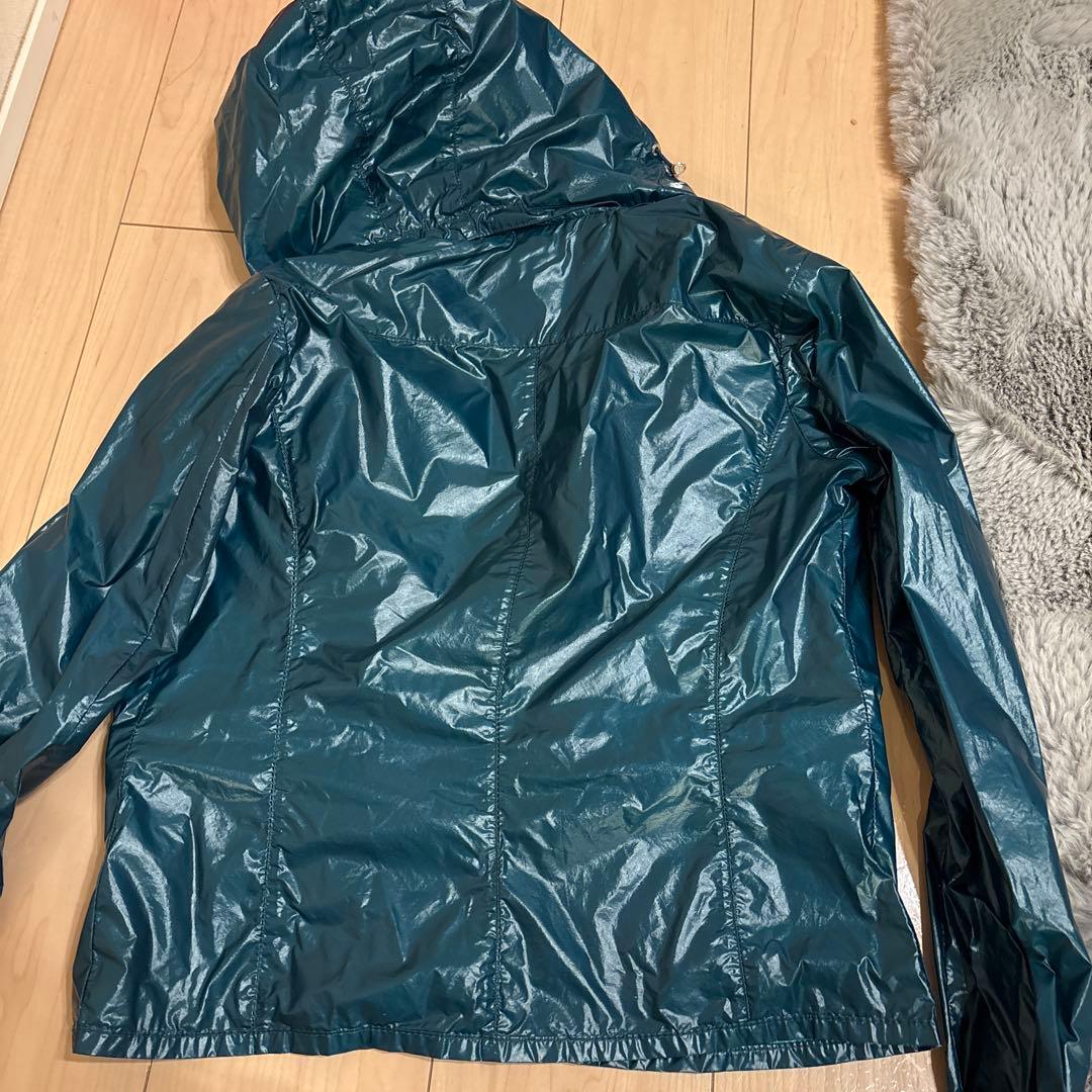 MONCLER フード付き　グリーンジャンパー