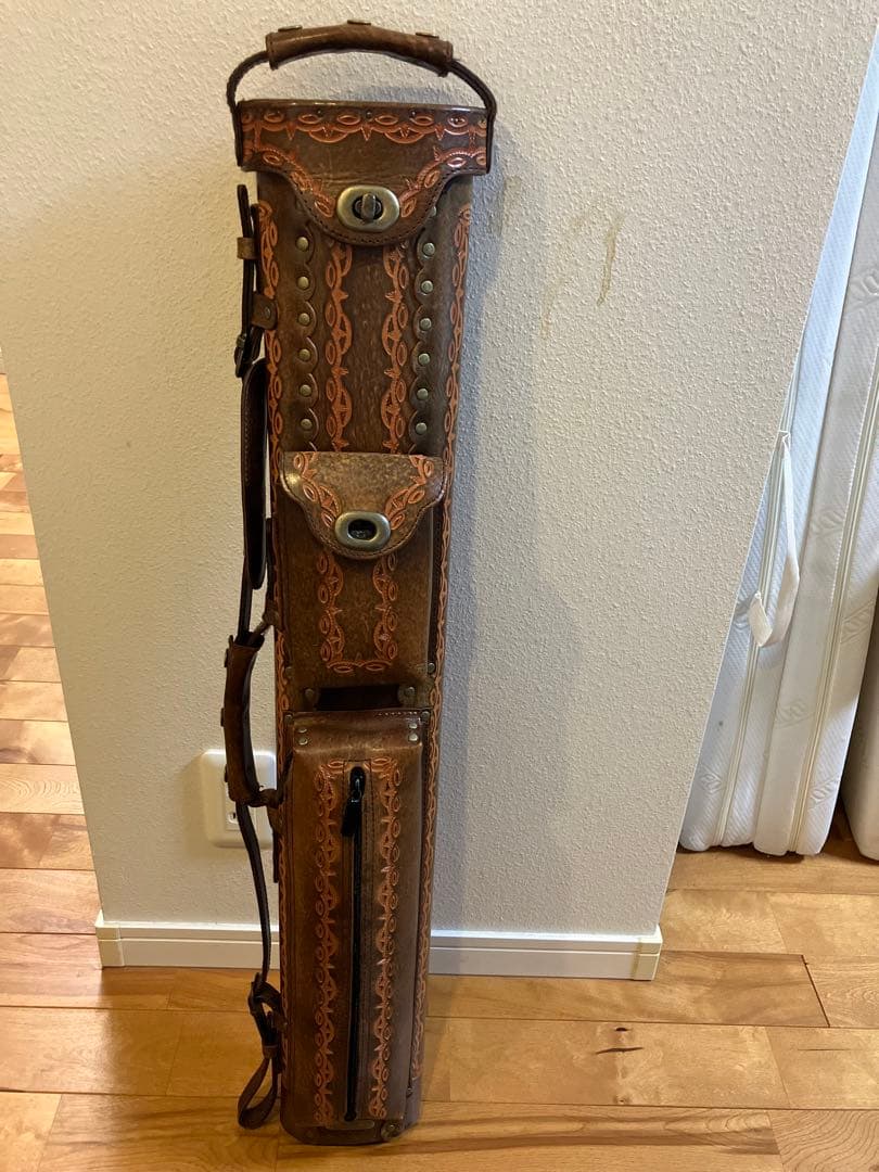 インストロークケース IST-24-DB-D01 クラシック（部品欠損あり）