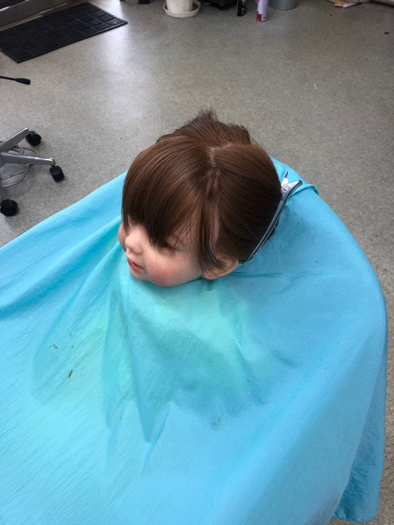 リボーンドール⭐️青いドレスの人形とティアラ