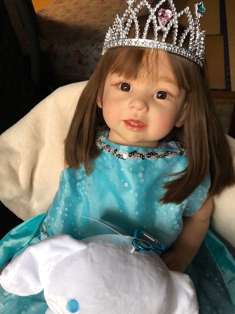 リボーンドール⭐️青いドレスの人形とティアラ