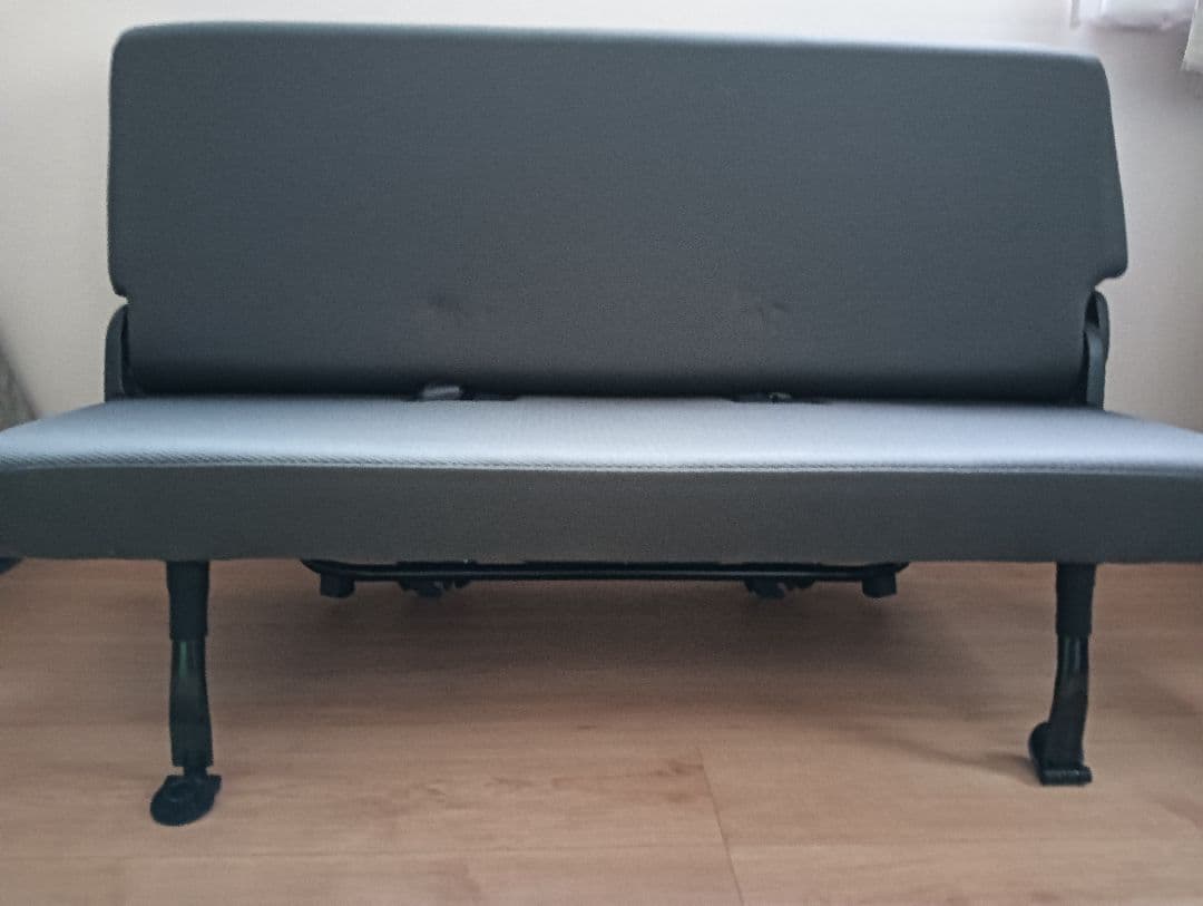 ハイエースリアシート200系DX 2019年製