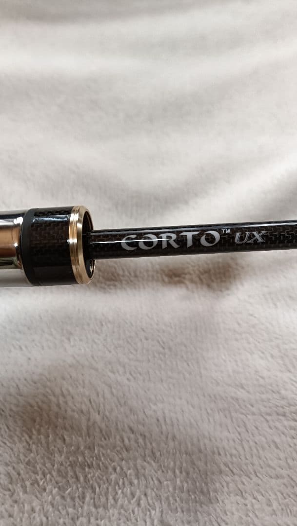 20 CORTO コルト UX 612L-HS