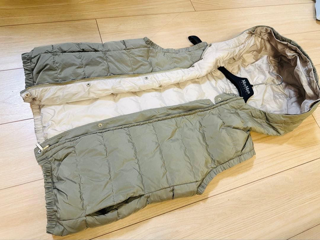 マックスマーラ‘SMaxMara☆フード付ダウンベスト軽量リバーシブル 42