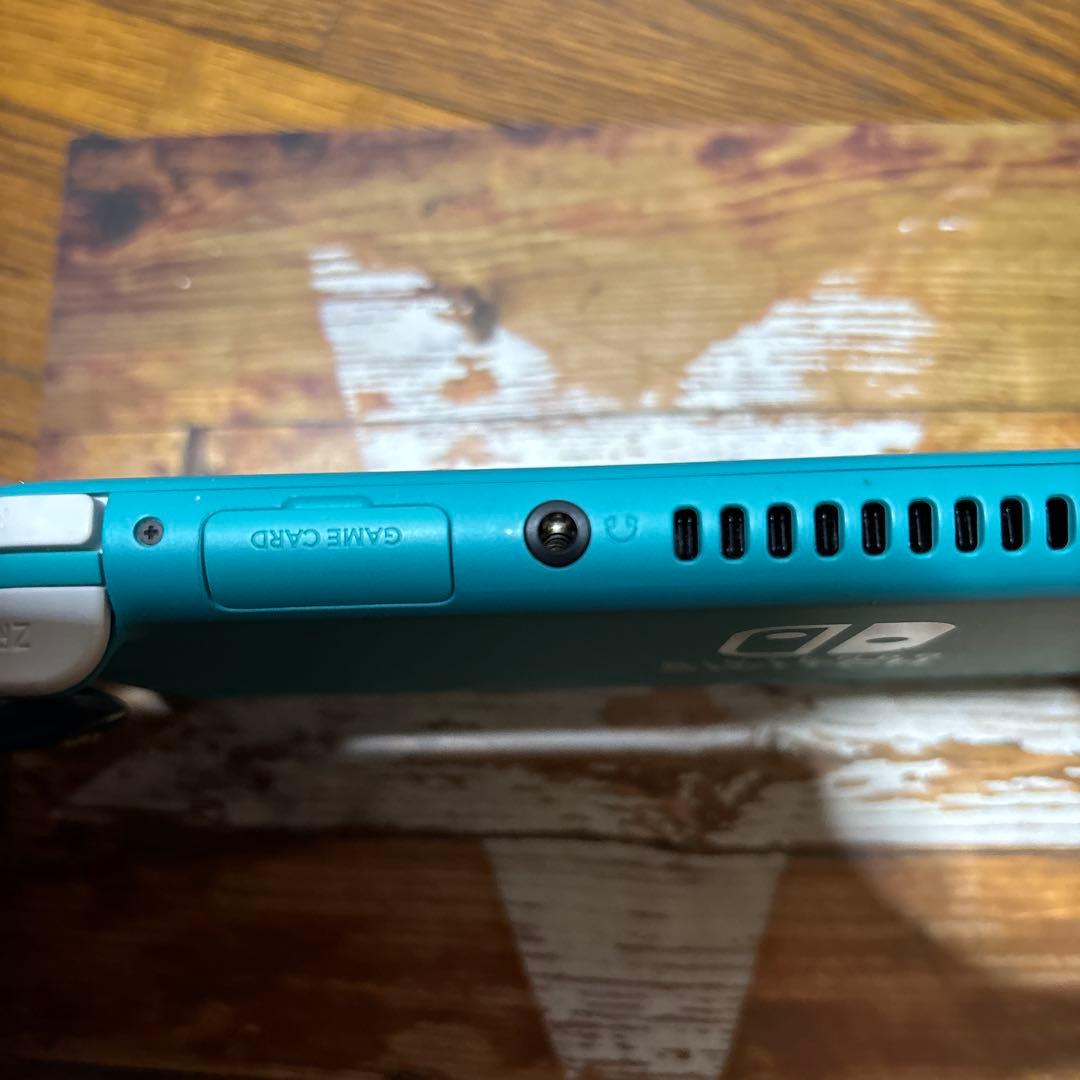 Nintendo Switch Lite ターコイズブルー スヌーピーカバー