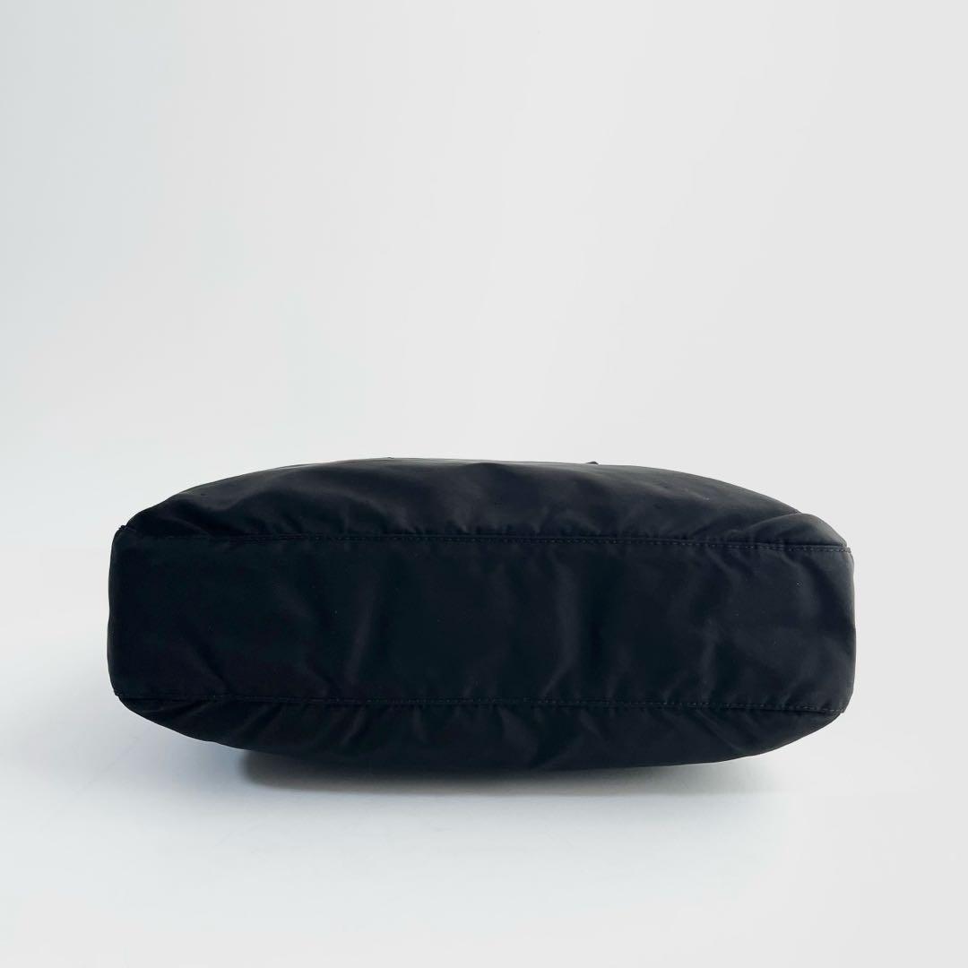 【美品】プラダ ショルダーバッグ カメラバッグ ナイロン×レザー