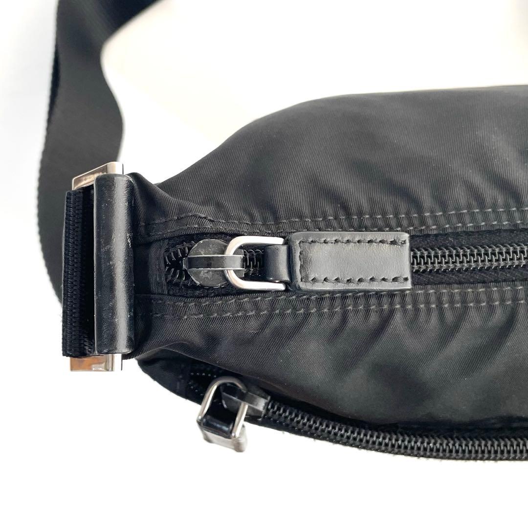 【美品】プラダ ショルダーバッグ カメラバッグ ナイロン×レザー