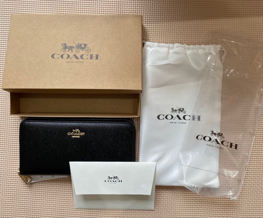 COACH ブラック 長財布 未使用