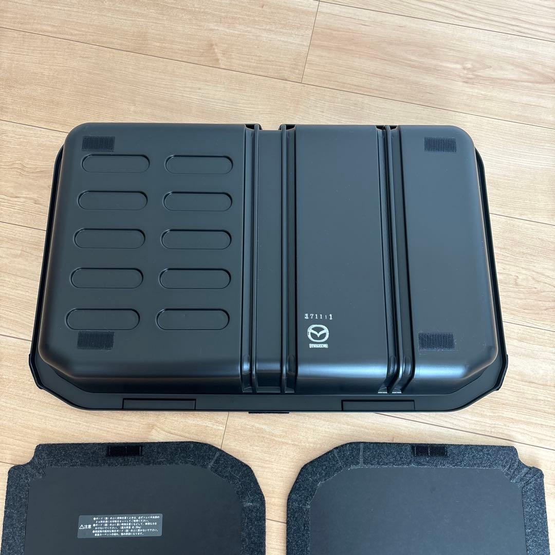 MAZDA純正　ロードスター　トランクルームトレイ