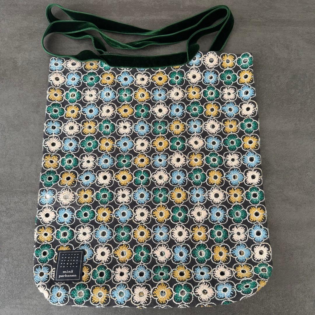 ミナペルホネン pihaバッグ