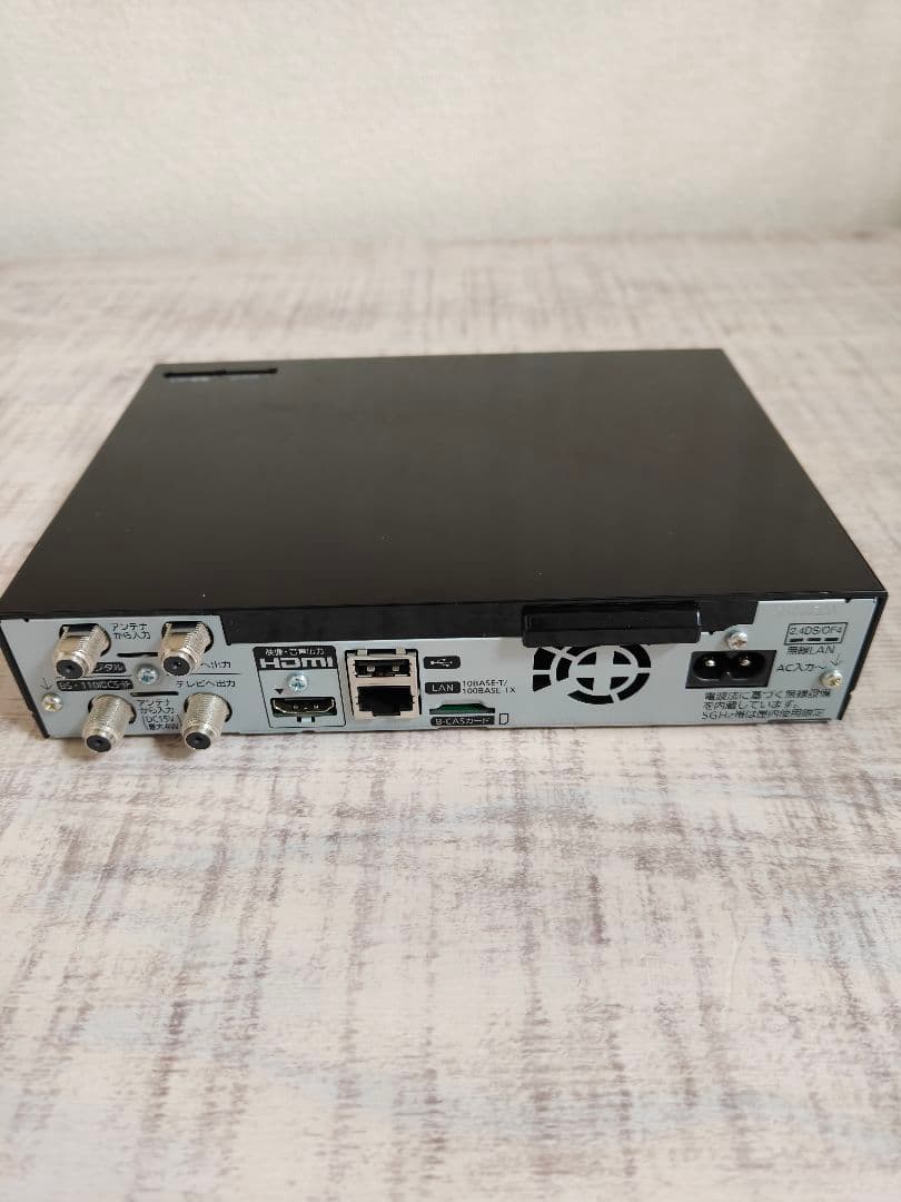 Panasonic ポータブルデジタルテレビ UN-19F5 19インチ