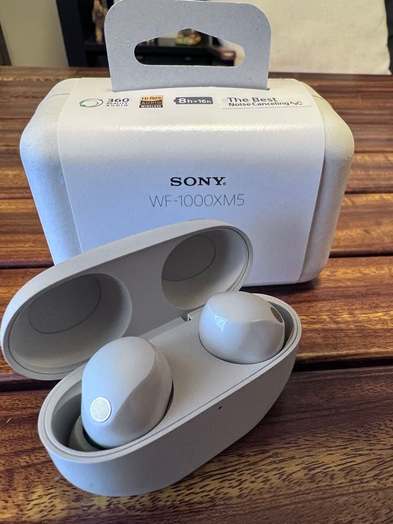 ソニー WF-1000XM5 プラチナシルバー イヤホンのみ作動