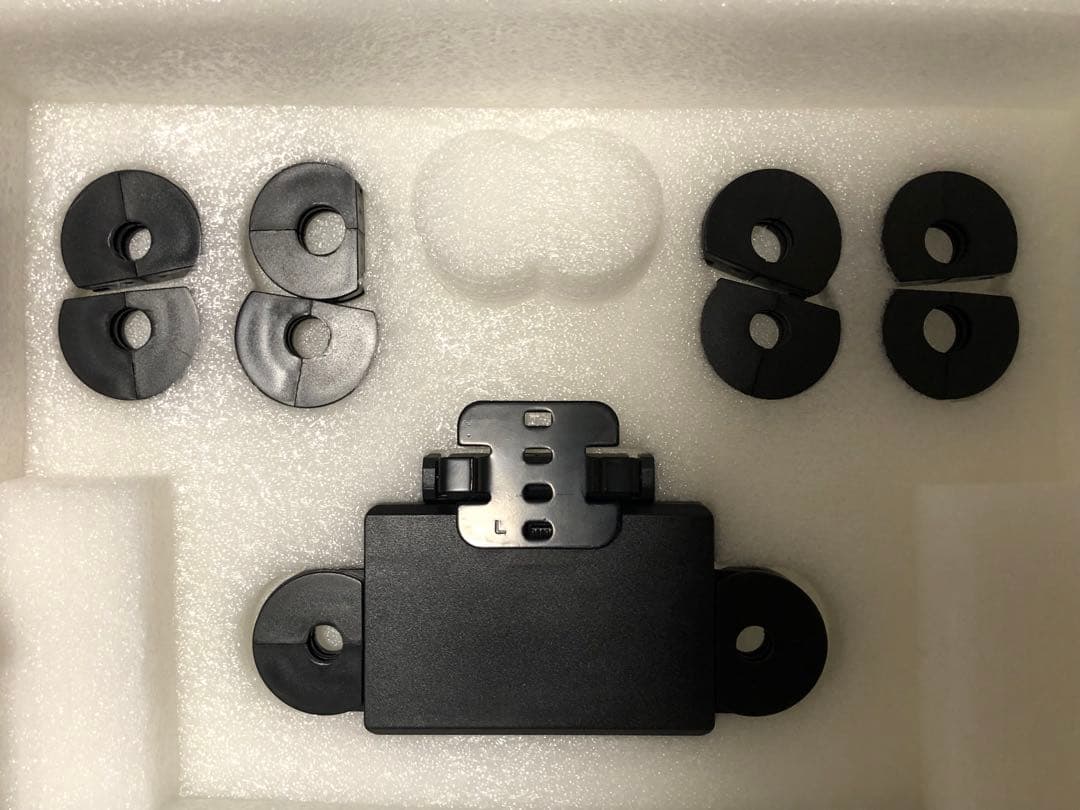 11.6インチ　TFTヘッドレストモニター 1116DVD HDMI