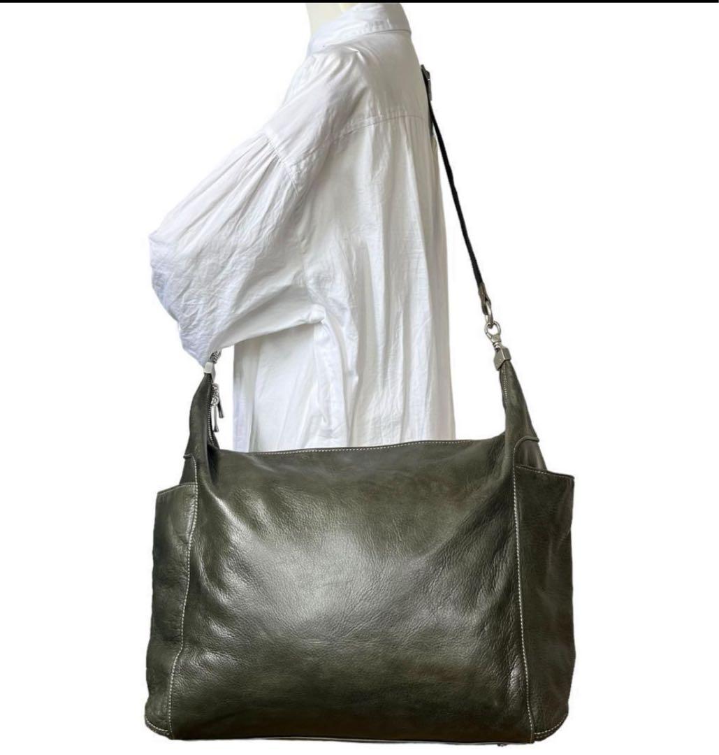 アニアリ　ショルダーバック　2WAY　大容量　グリーン　未使用