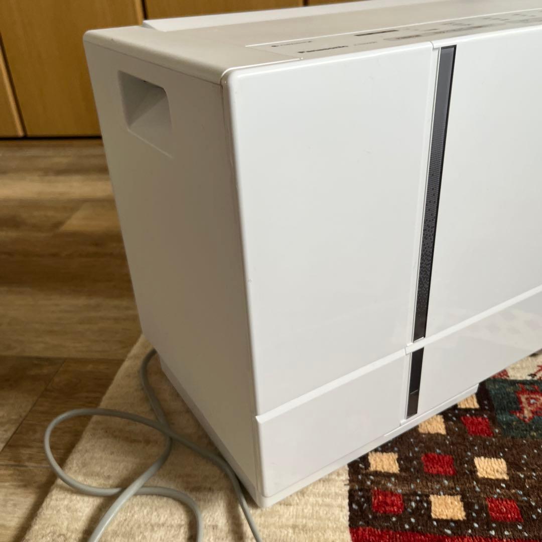 Panasonic F-YHVX90 ハイブリッド除湿機　【2022年製】