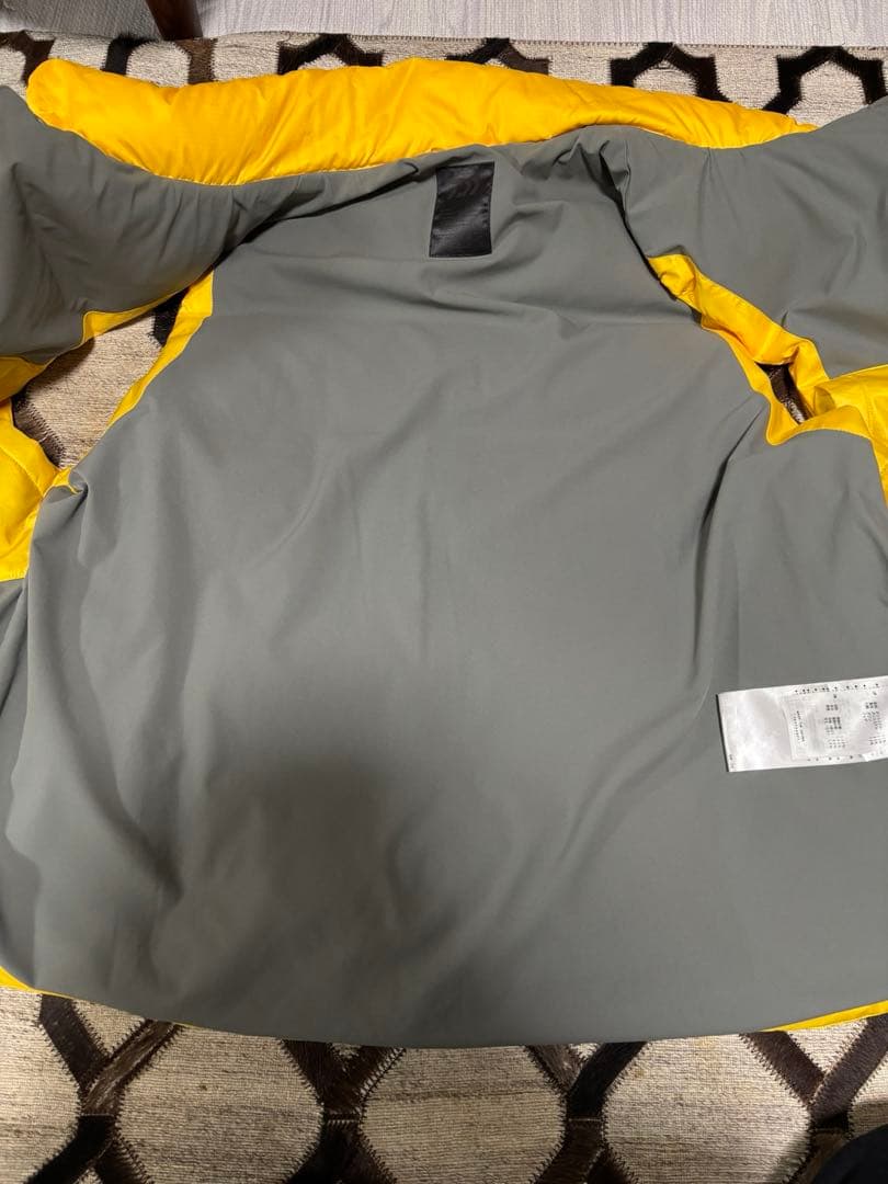 ダイワピア39 イエロー ダウンベスト