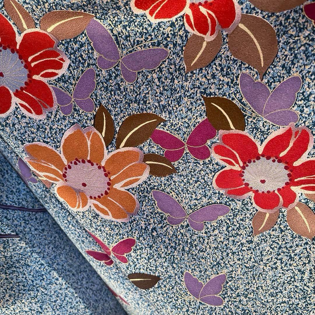 振袖フルセット　朱色手描き友禅　ブルーたたき染め　成人式振袖　振袖　染分け