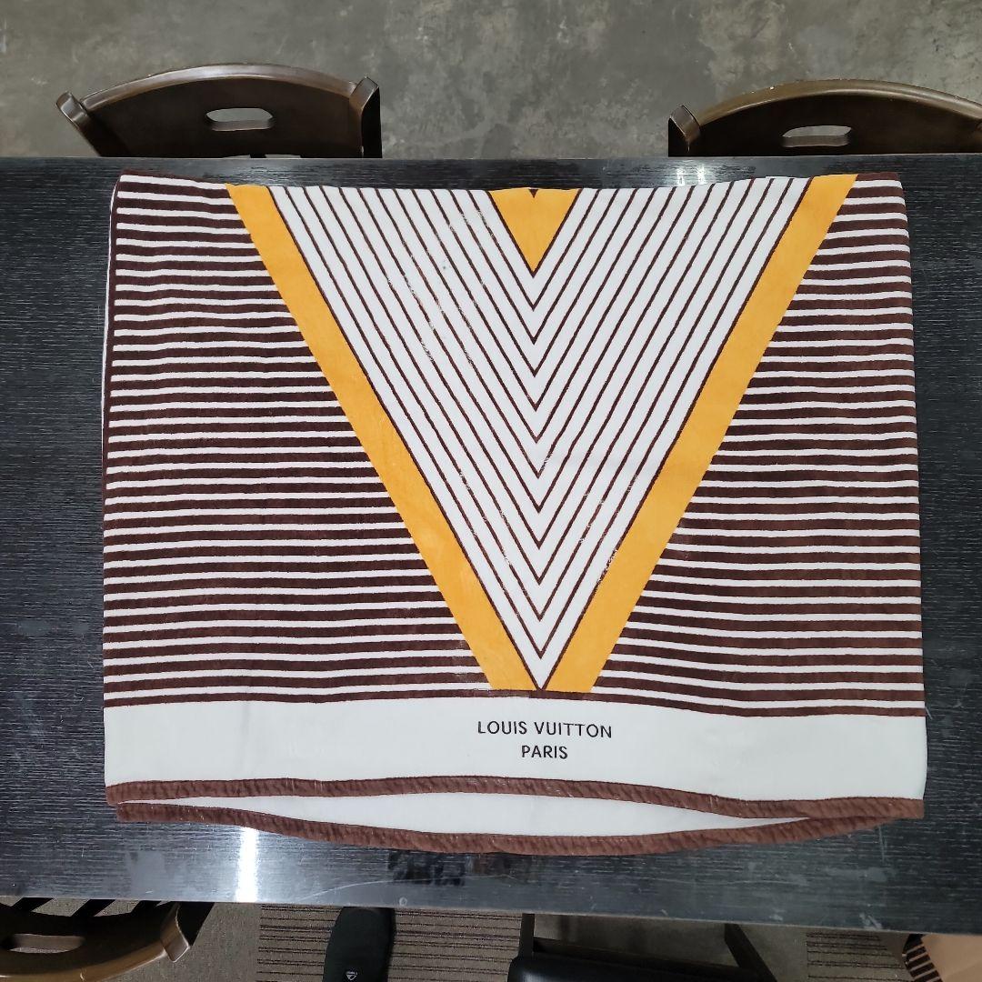LOUIS VUITTON ストライプブランケット