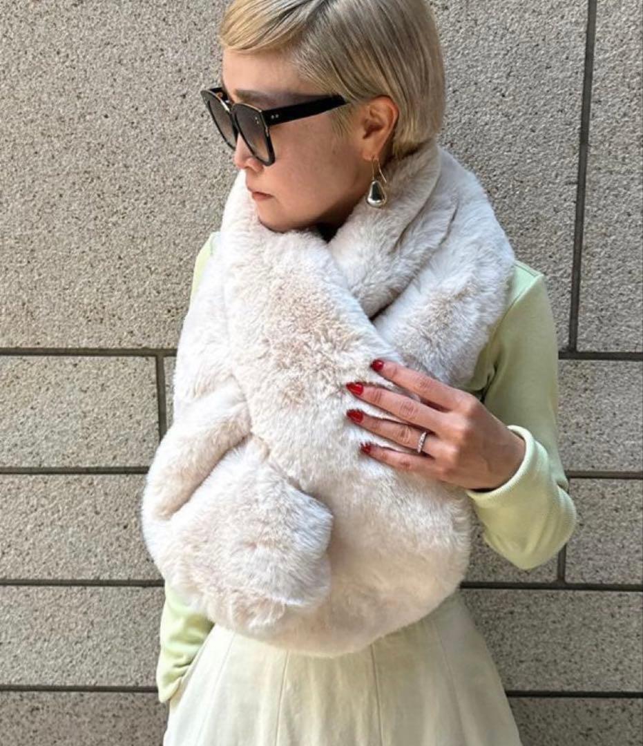 Jenne ジェンヌ　エコファー　マフラー