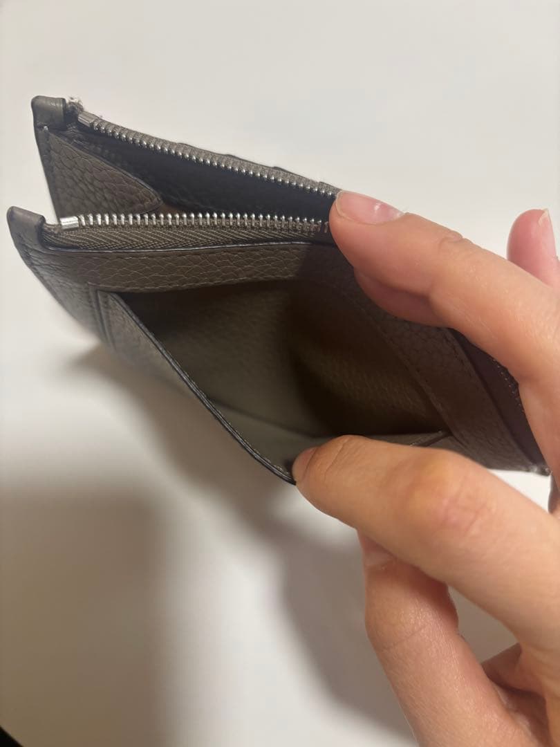 デルヴォー　パン D マルチファンクション　財布