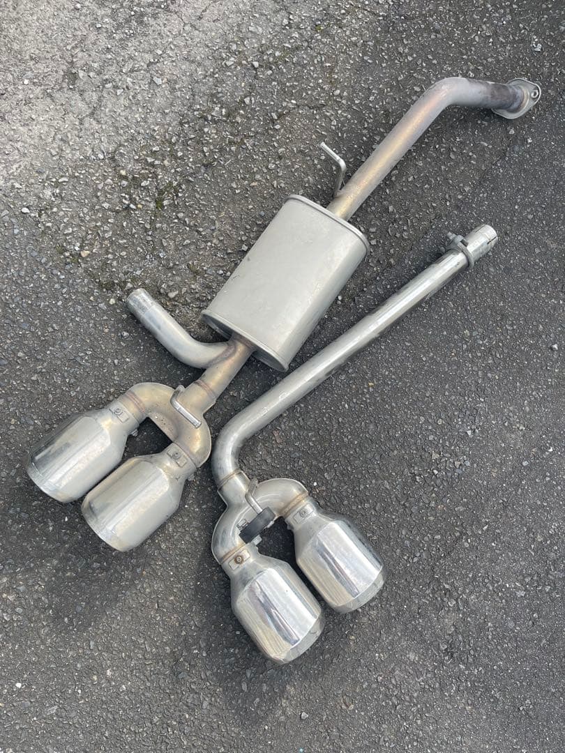 30プリウス シルクブレイズマフラー