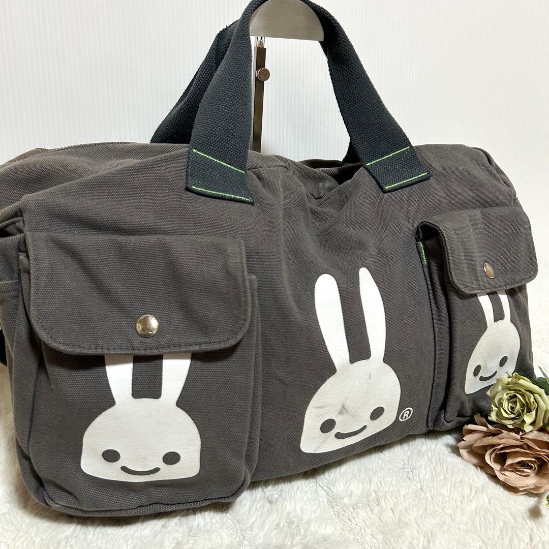 【完売品】CUNE キャンバスショルダーバッグ うさぎいっぱい ポケット多数