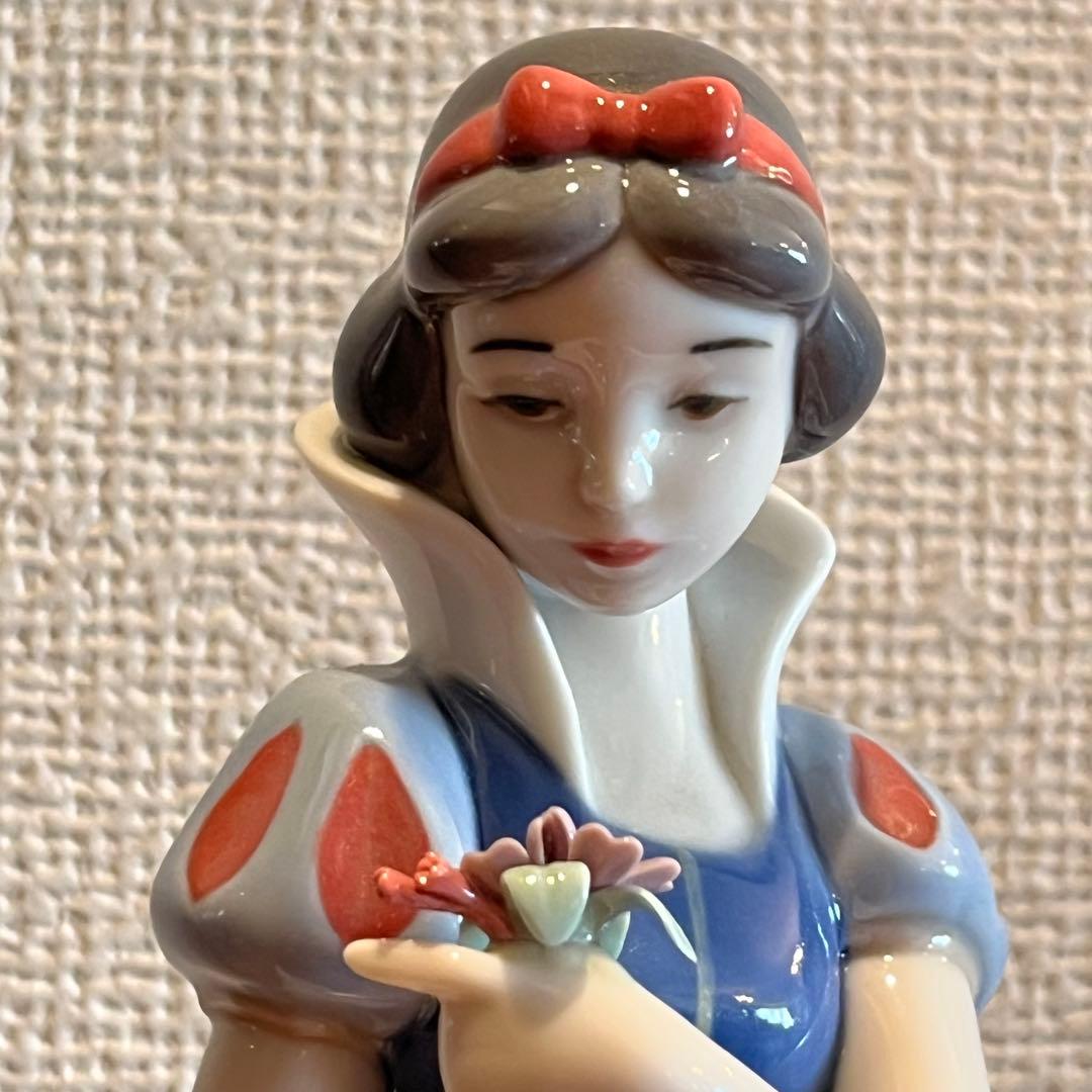 リヤドロ　NAO 白雪姫　ディズニー　陶器　人形　フィギュリン　置物　オブジェ