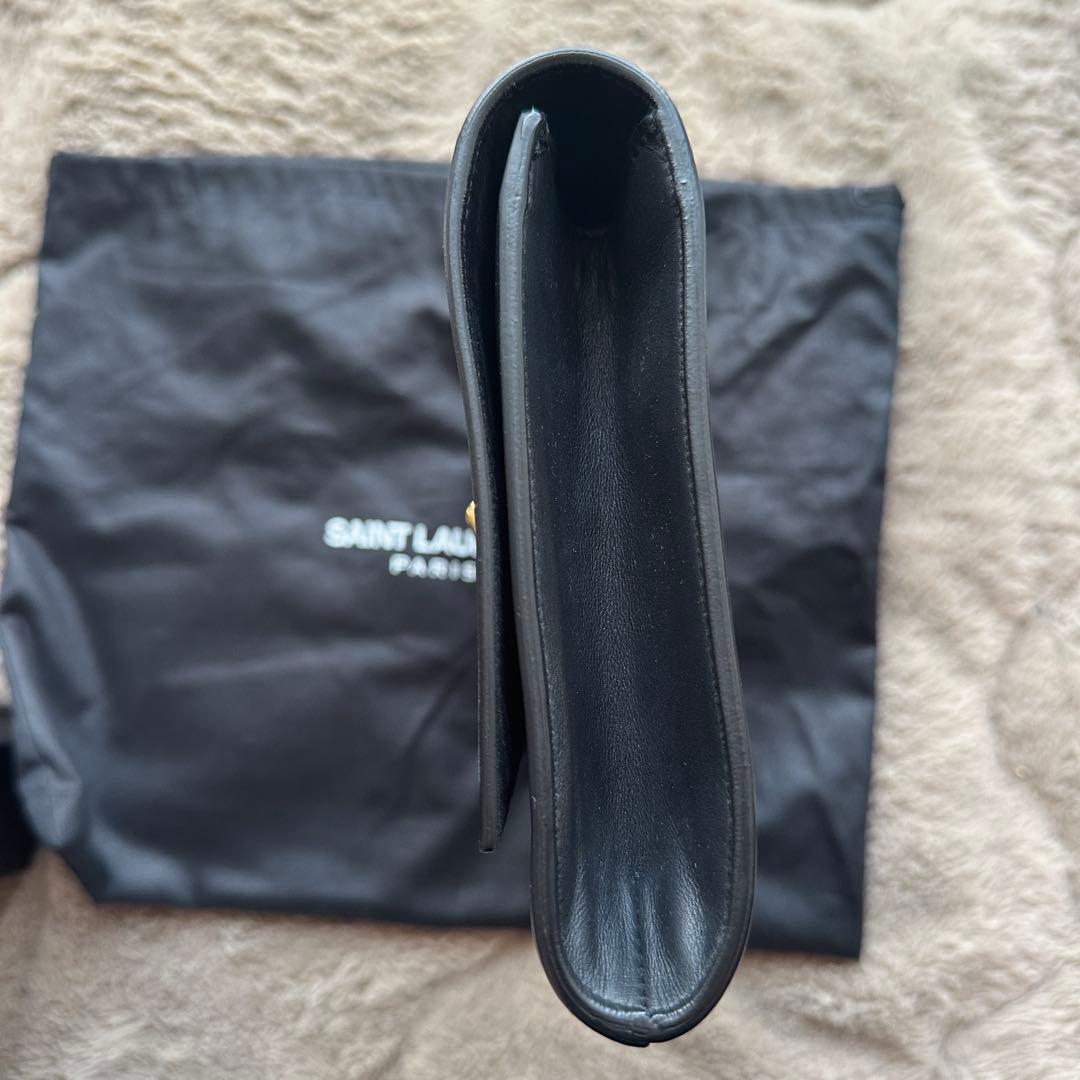 イヴ・サンローラン　レザー クラッチバッグ