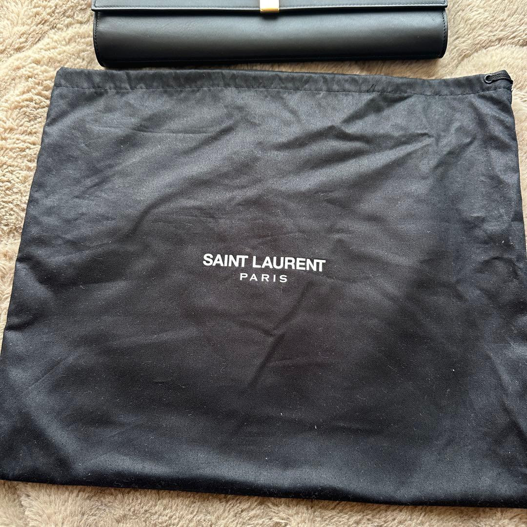 イヴ・サンローラン　レザー クラッチバッグ