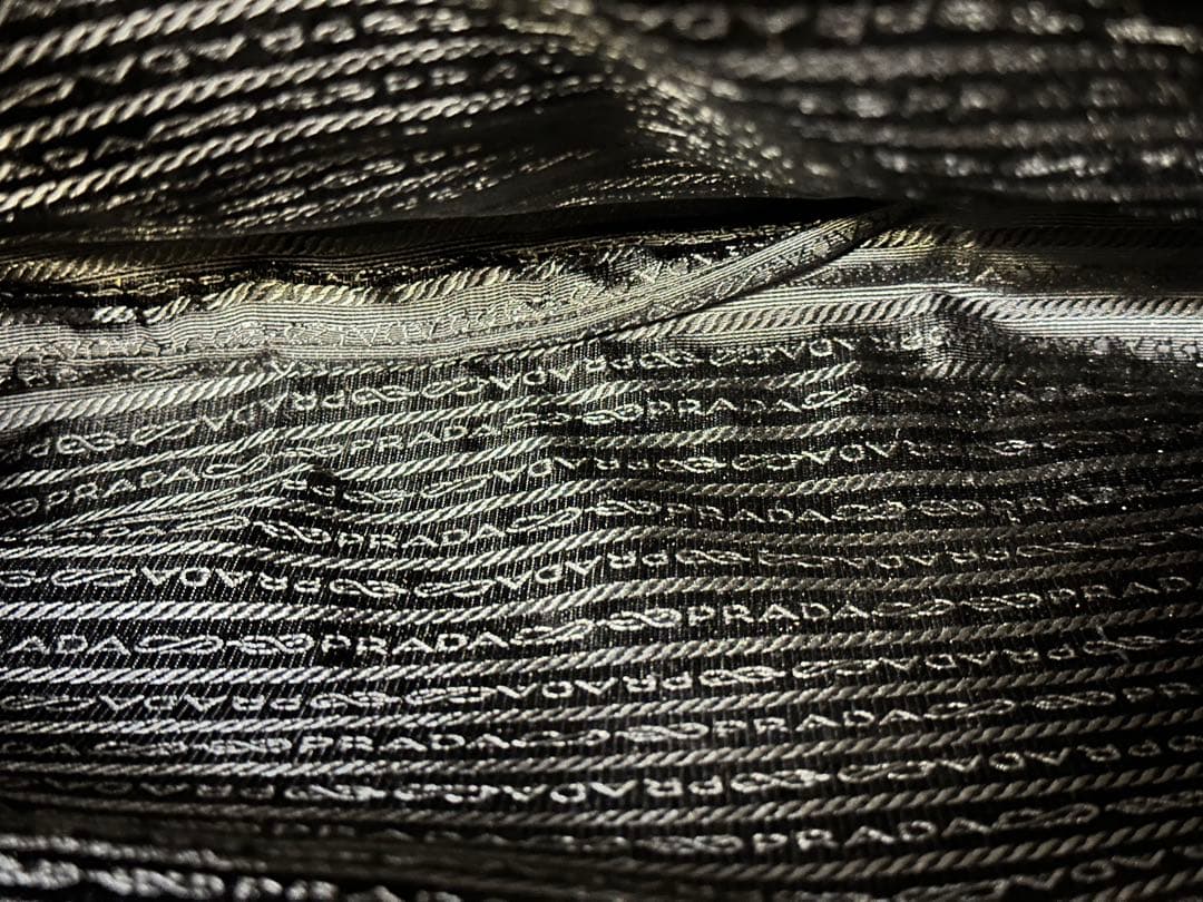 PRADA ブラウン トートバッグ