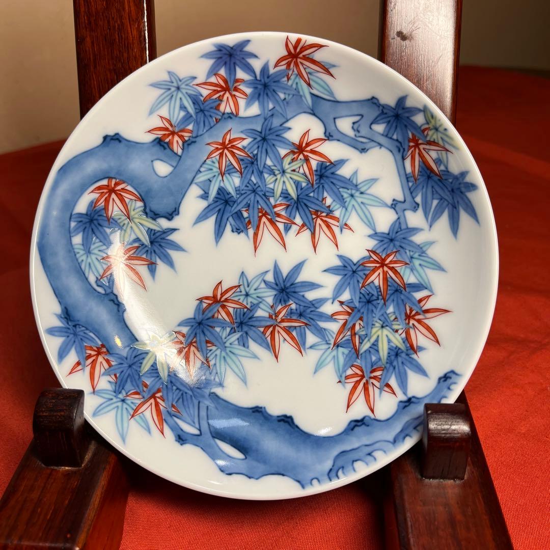 市川光春「色鍋島紅葉文櫛高台皿」