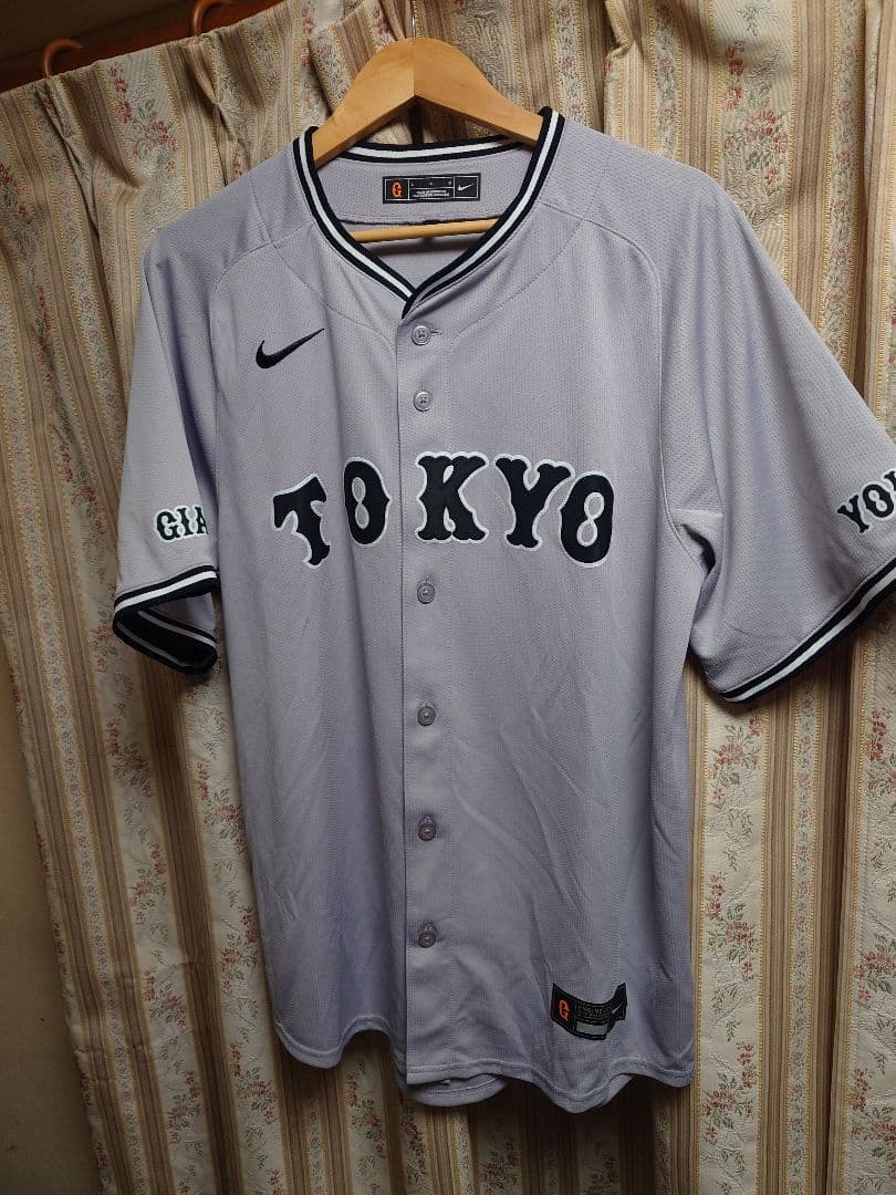 読売ジャイアンツ2024年NIKE製ビジターユニホームLサイズ丸佳浩【中古品】
