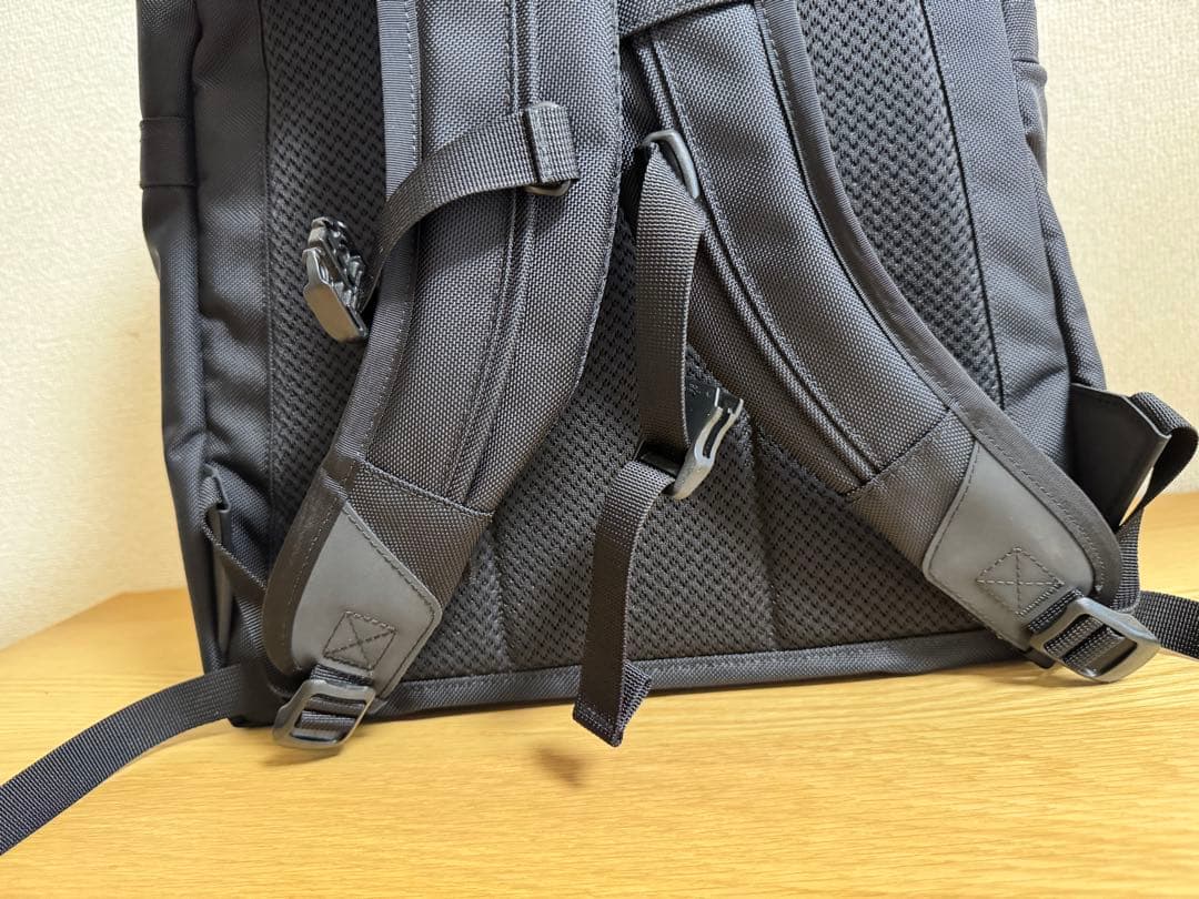直営店購入MONOLITH　BACKPACK　PRO　M
