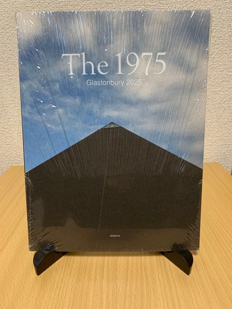 アート・デザイン・音楽 The 1975 Glastonbury Zine