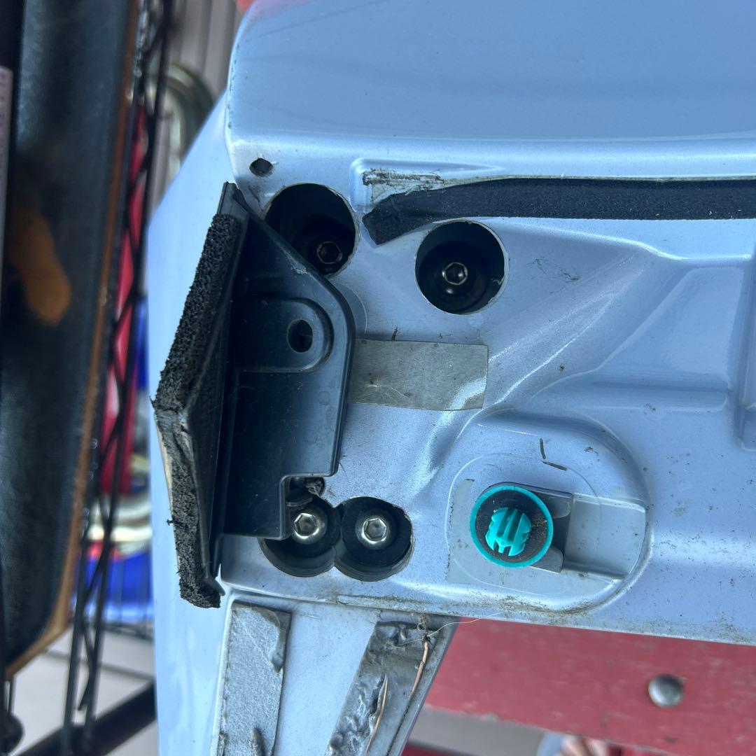 プリウス　30前期　リアウイング　AMS TERRA