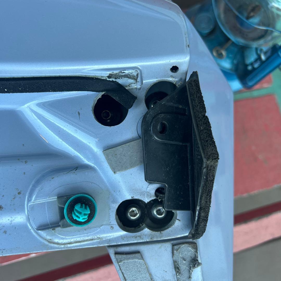 プリウス　30前期　リアウイング　AMS TERRA