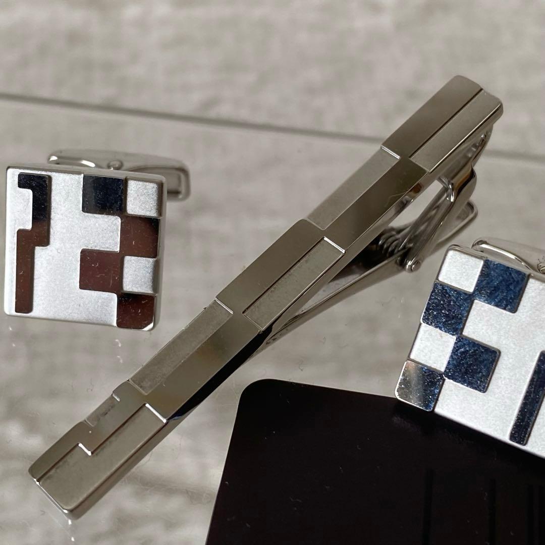 極美品【dunhill】幾何学模様 スクエア型 カフリンクス タイバーSV925