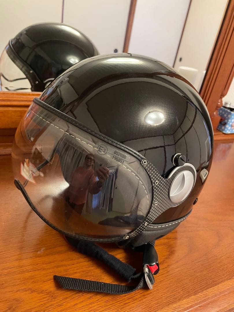 momo design ジェットヘルメット ブラック