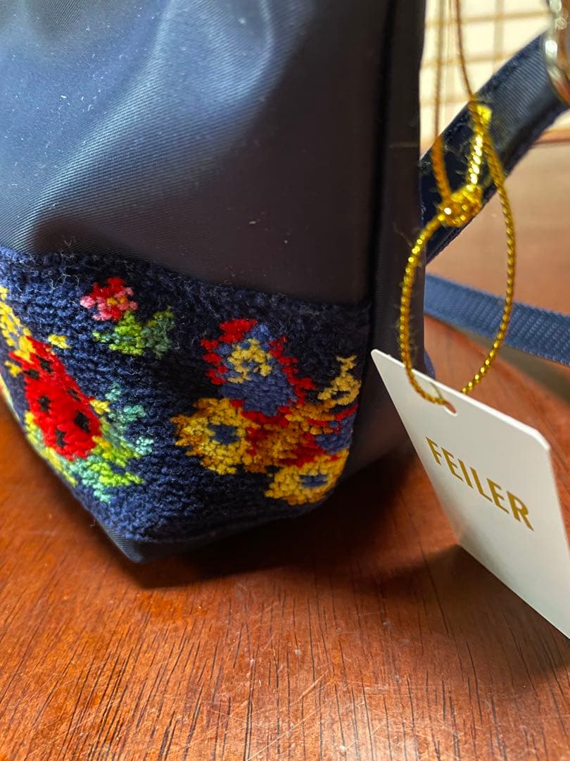 【試着のみ、タグ付き】FEILER 学校フェイラー　ショルダーバッグ