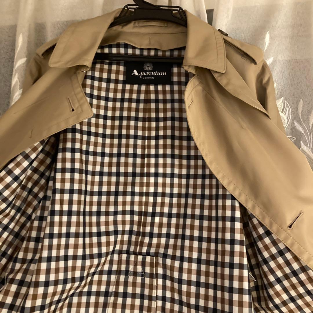アクアスキュータム トレンチコート サイズ10