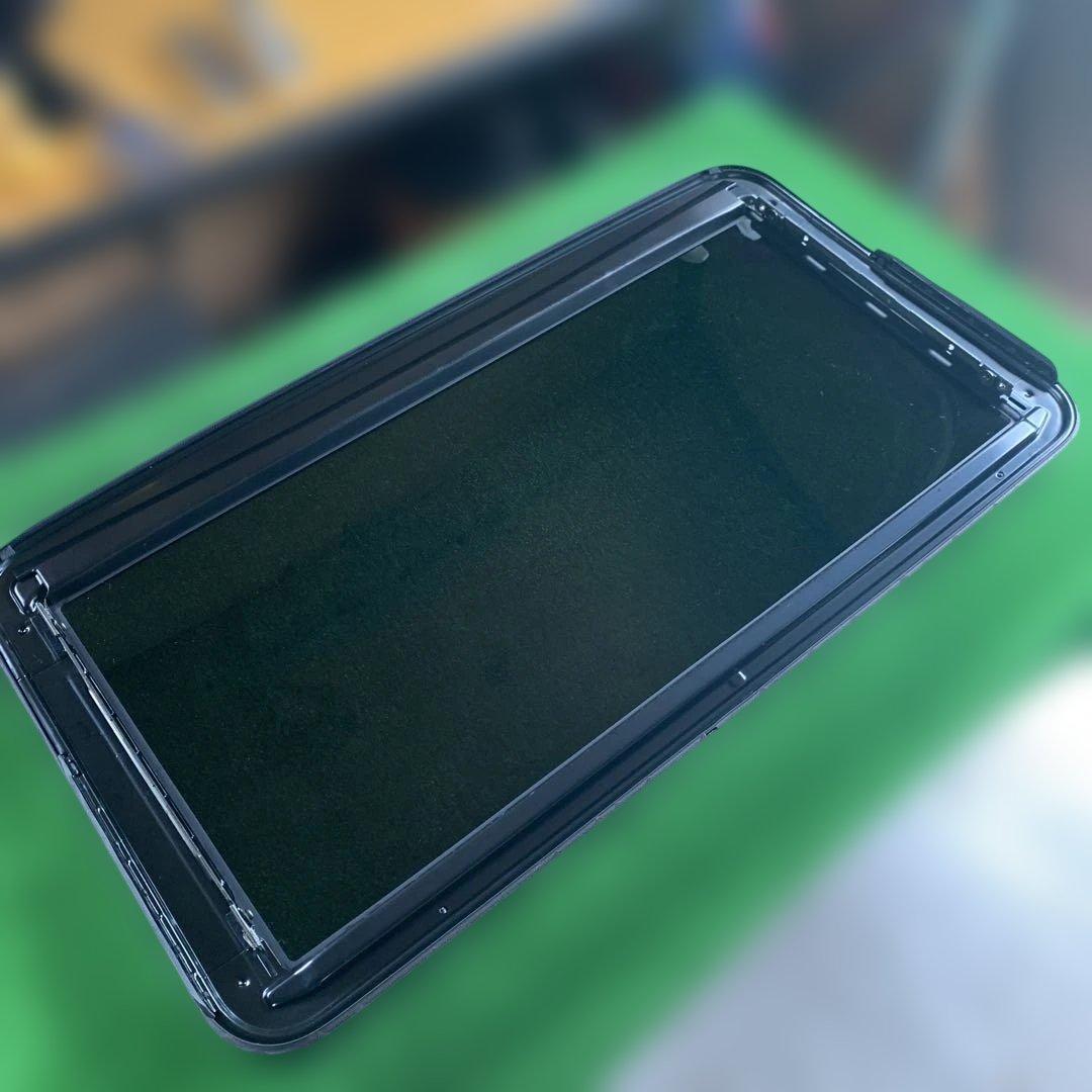 マメ　トヨタ　セルシオ30 後期　純正サンルーフガラス　　希少　中古品