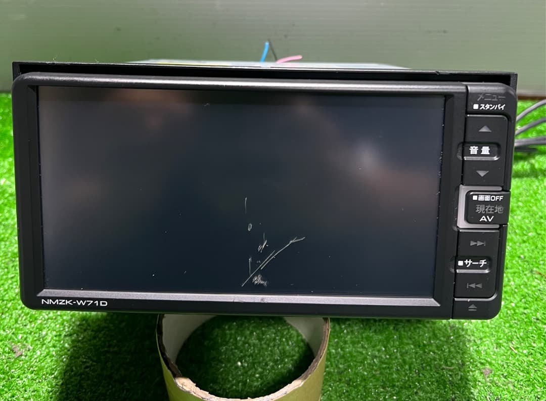 中古 ダイハツ純正　NMZK-W71D カーナビ ジャンク品