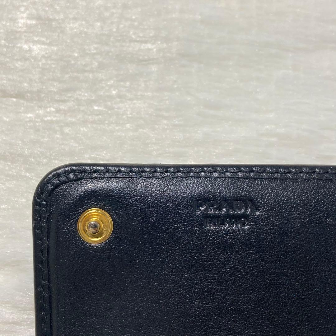 本日限定　美品　PRADA プラダ　二つ折り　財布　長財布　付属品　黒　バイカラ