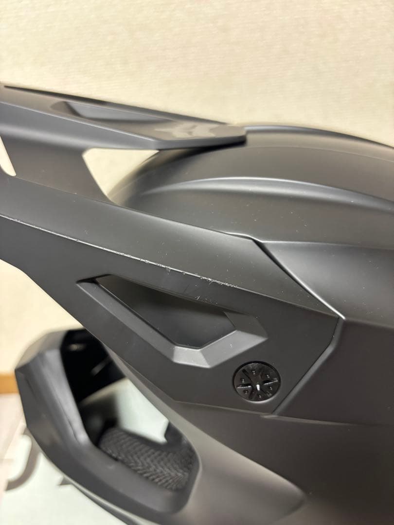 Fox ヘルメットV1