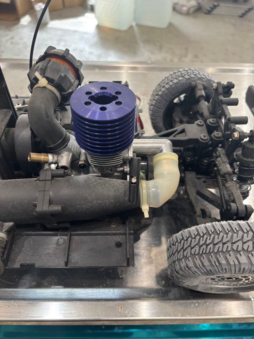 ホビーラジコン ニトロエンジン付き