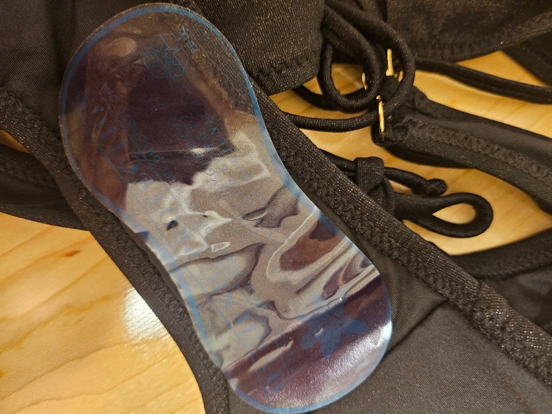 Aubade ブラック 上下セット　 プッシュアップビキニ B75