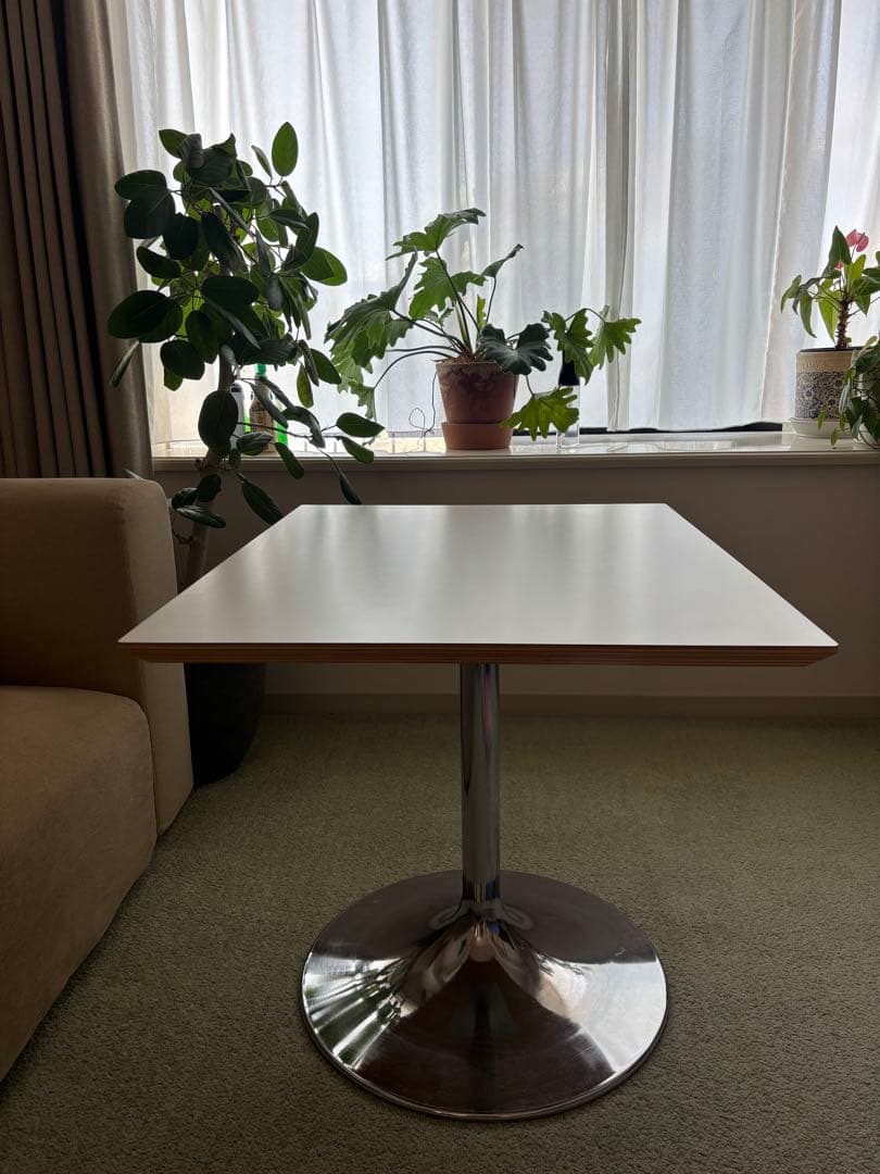 【かける】【値下げ中】D&DEPARTMENT カフェテーブル