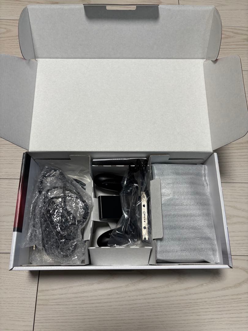 【超美品】Nintendo Switch 本体 + ジョイコン + ドック