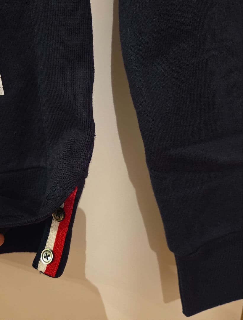 最終SALE　THOM BROWNE　トレーナー